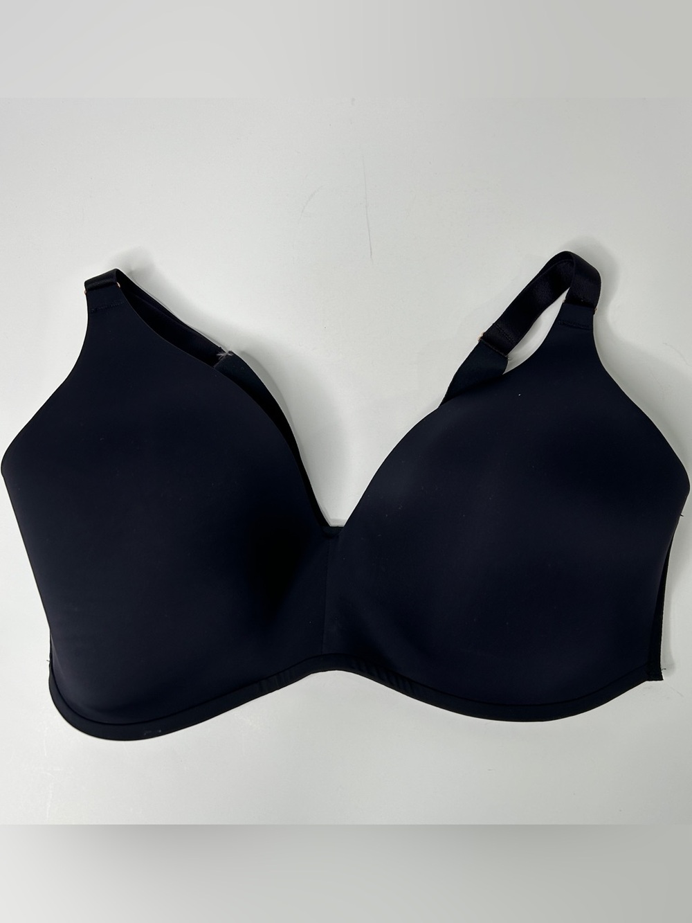 Soma vanishing 360 back wireless bra 40DD